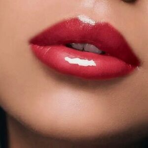 NEW ESTÉE LAUDER SPECIAL EDITION Pure Color KISSABLE LIP SHINE in TENDER TRAP